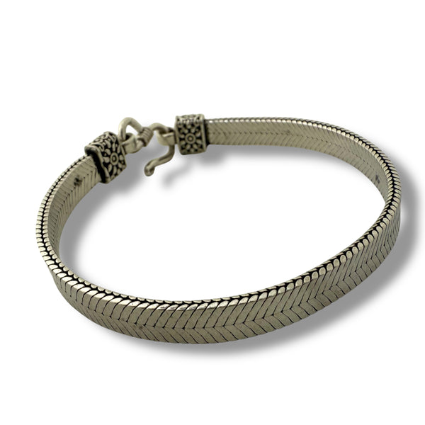 Sleek Men’s Bracelet - 925 Sterling Silver, 23g