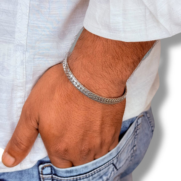 Classic Men’s Bracelet - 925 Sterling Silver, 23g, Detailed Chain