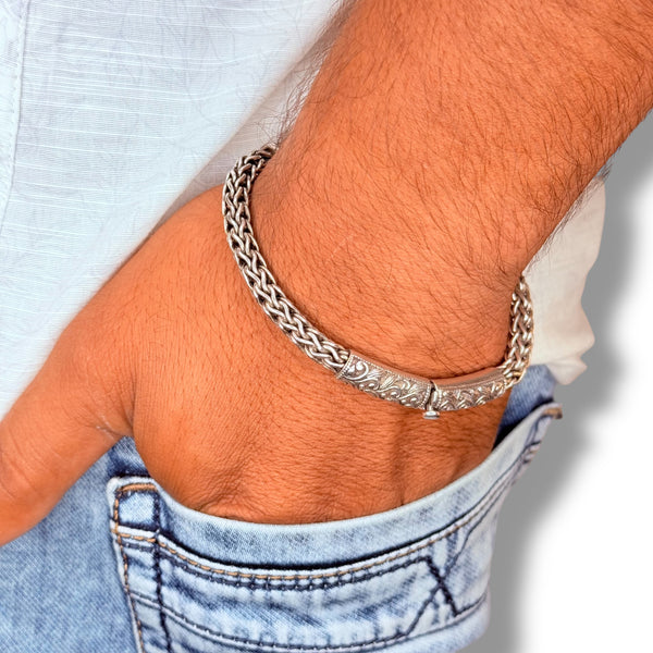 925 Silver Om & Rudraksha Bracelet for Men – Antique Oxidised, 44g