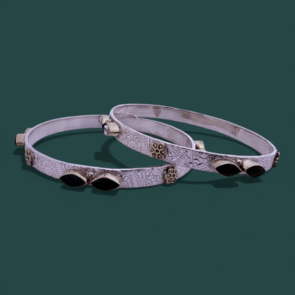 Cut Stone Handmade Bangle – 925 Silver, 42g Rajputi-Style Engraved